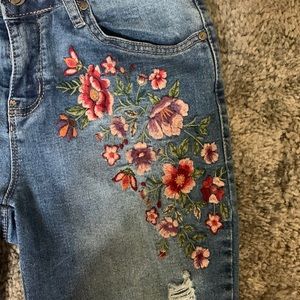 Floral embroidery capris